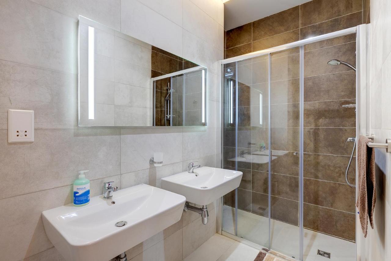 Spectacular Apartment Valletta And Harbour Views Sliema Zewnętrze zdjęcie